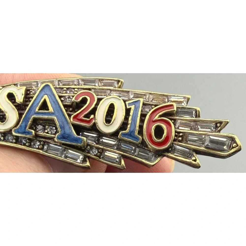 Vintage Heidi Daus Brooch 2016 USA Star Brooch Red White Blue Rhinestone 3